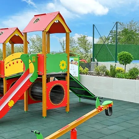 ホテル Dve Kule & Winery