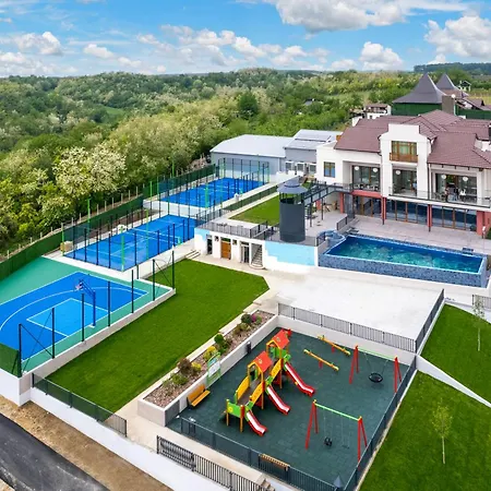 Dve Kule & Winery Bacinci